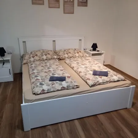 Bibi Balatonboglár